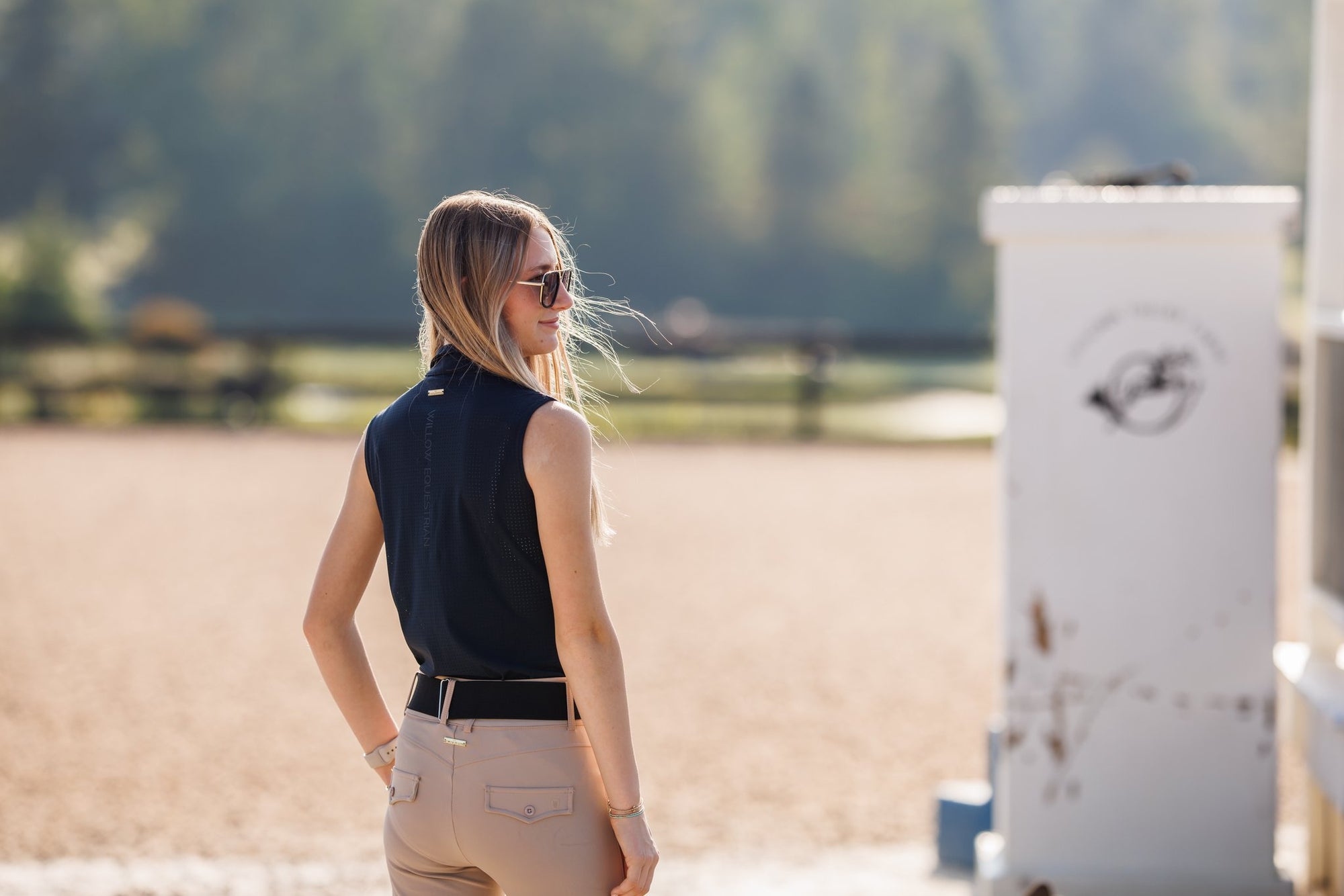 Willow Equestrian Breeze Sleeveless Convertible Sun Shirt Navy
