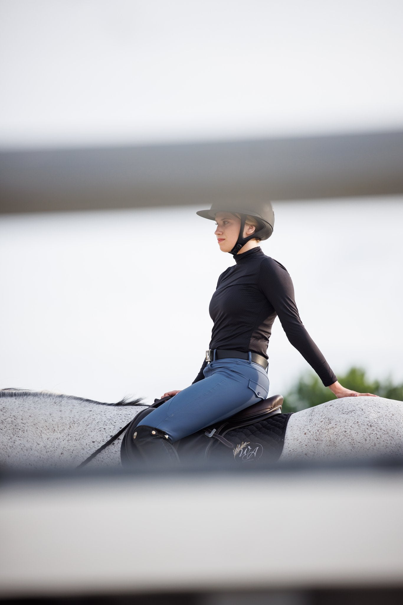Training Breech Blue Steel Sparkle Logo