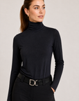 Breeze Shade Turtleneck Black