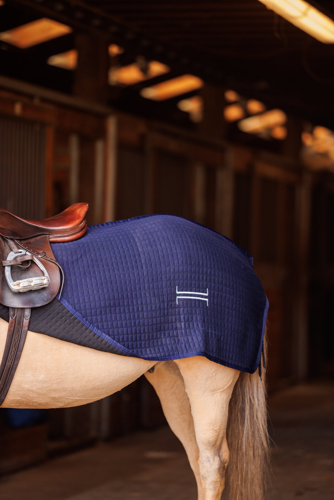 Basics Equestrian Quarter Sheet Navy